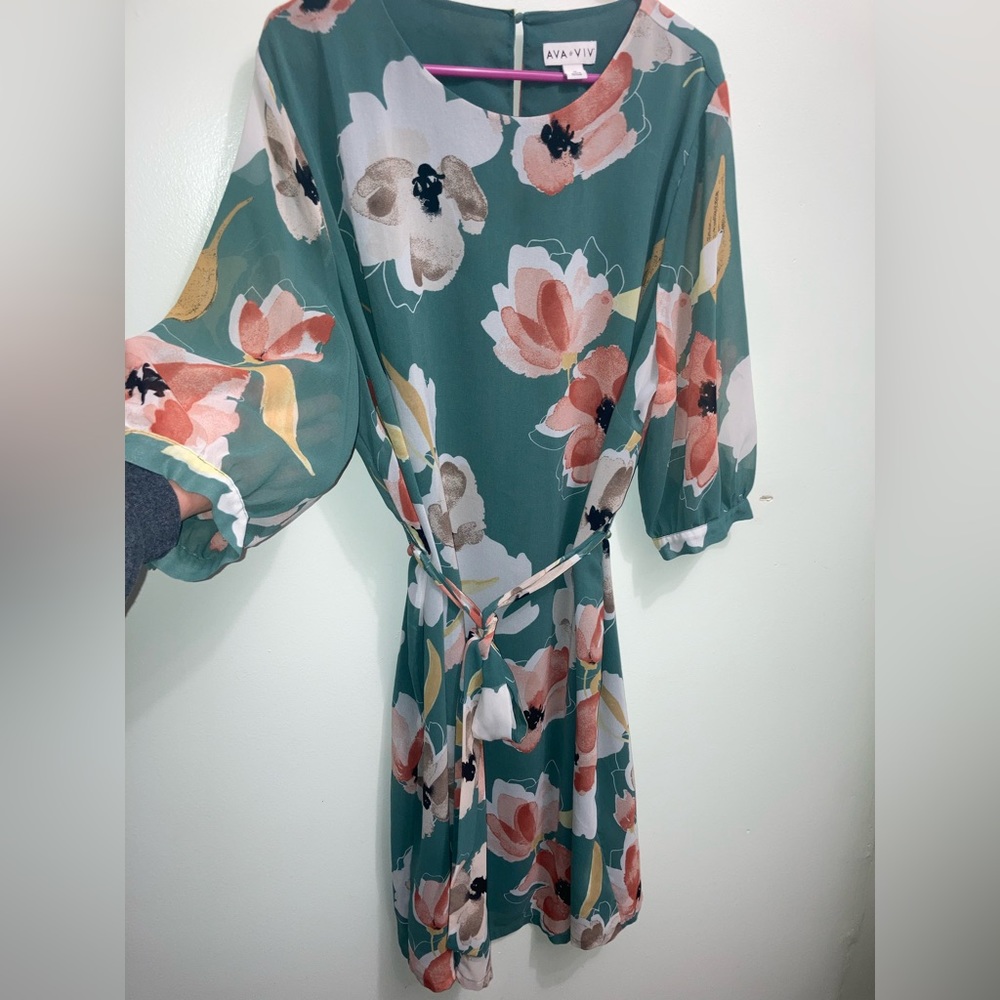 Floral print 3/4 sleeve knee length dress with waist tie